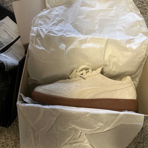 Puma Vlado Stenzel Hairy Suede Trainer Frosted Ivory / Gum - Picture 2 of 2